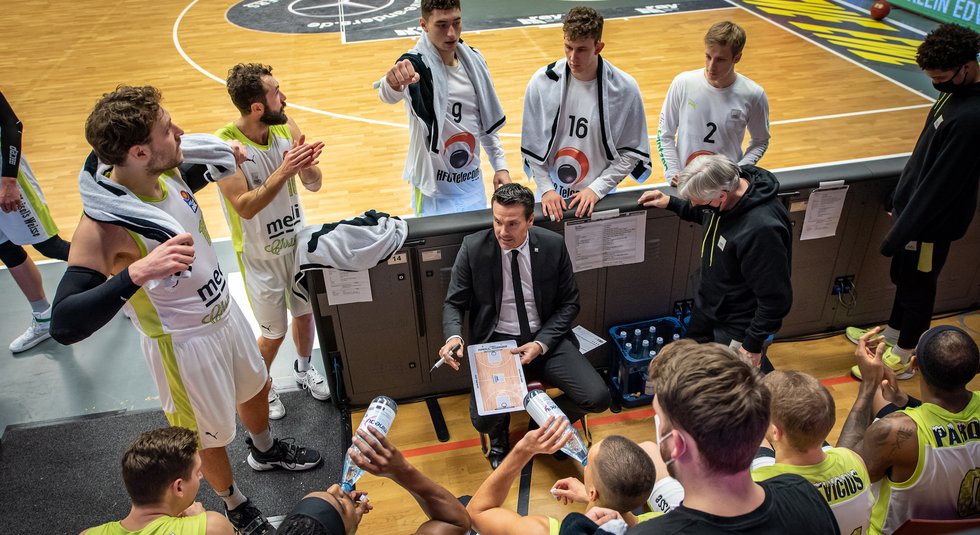 Double-Doreth dirigiert HEROES OF TOMORROW zum Sieg in Vechta