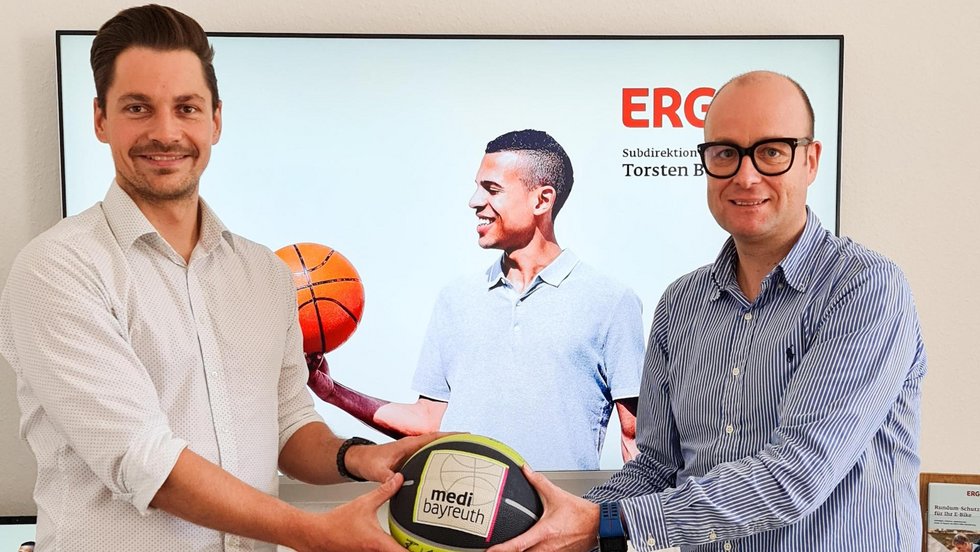 Sechste gemeinsame Saison: ERGO Subdirektion Torsten Böhner bleibt Partner von medi