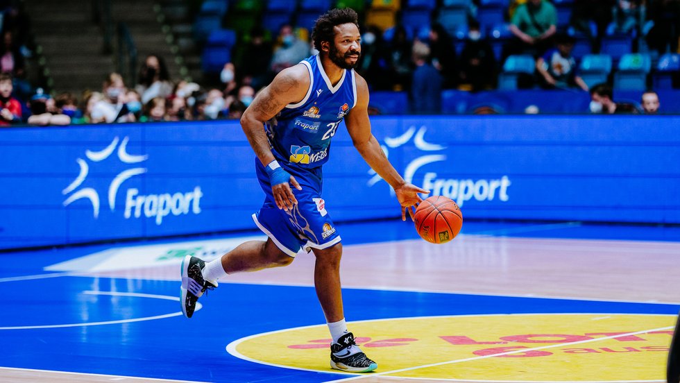 Endlich geht es wieder los! medi empfängt zum Saisonstart die FRAPORT SKYLINERS