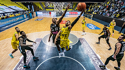 Goodbye Rickey Paulding! medi bayreuth empfängt die EWE Baskets Oldenburg