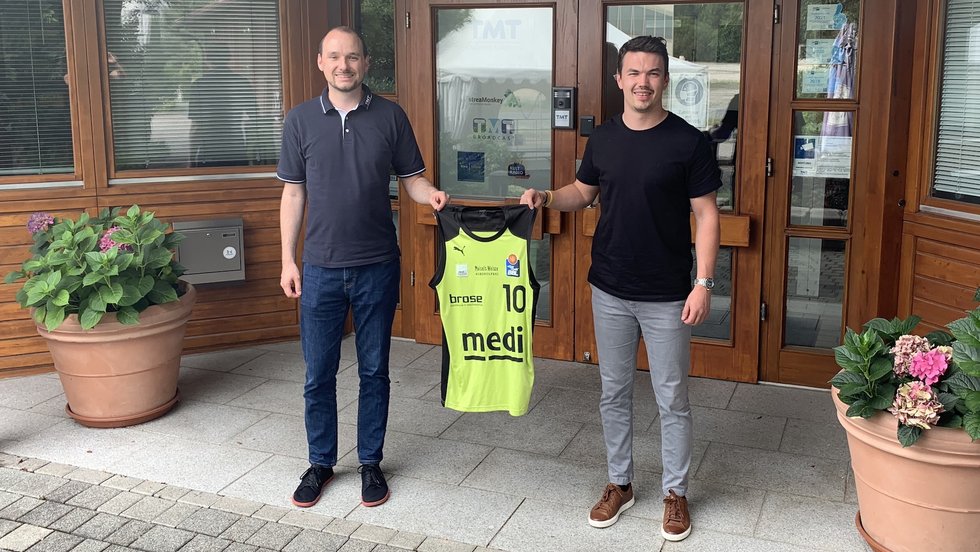 HOT … nichts WHAT! Die TMT GmbH & Co. KG bleibt Medientechnologie-Partner von medi