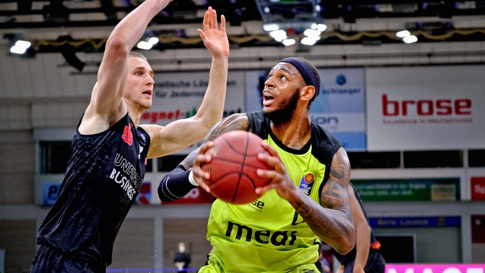 85:72 Sieg über die NINERS Chemnitz ist für medi der 4. in Folge und der 10. insgesamt!