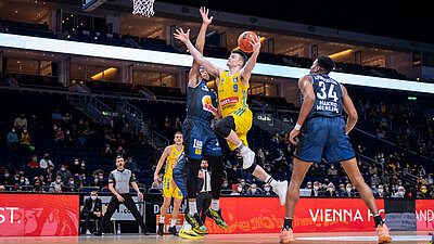 medi bayreuth am Montagabend zu Gast bei ALBA BERLIN