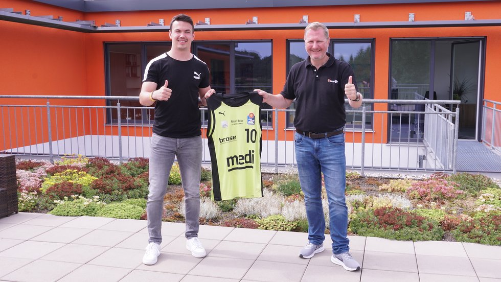 HFO Telecom verlängert Sponsoring bei medi bayreuth um ein weiteres Jahr