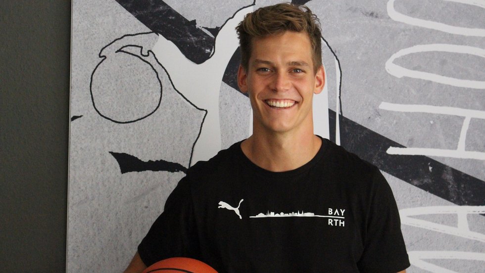 Neuer medi-Athletiktrainer kommt auf Empfehlung eines ehemaligen Athletiktrainers